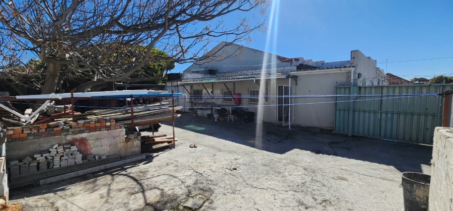 Commercial Property for Sale in Heathfield Western Cape
